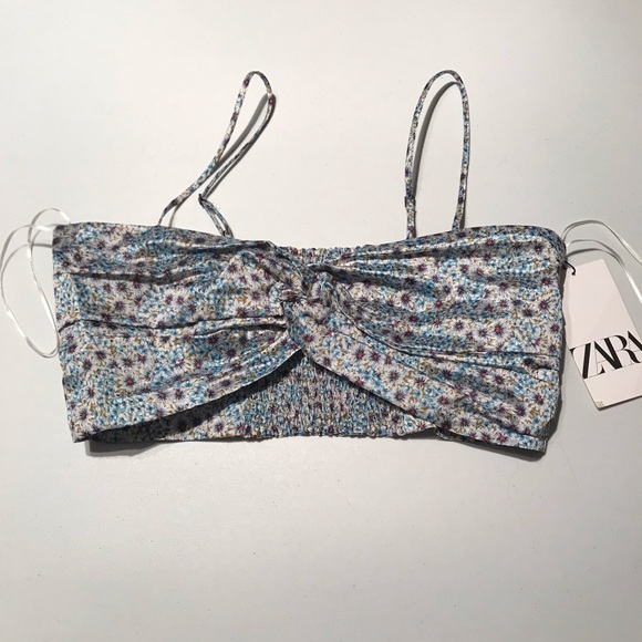 NWT Zara Blogger Fave Floral Crop Top in Blue Multi Size Small Feminine - Picture 6 of 9